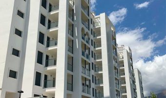 Conjunto-residencial-puerto-blanco-01-OM28